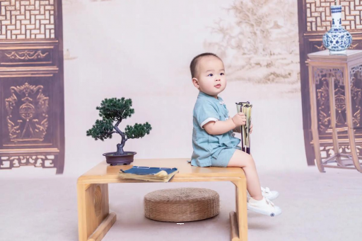 代怀包生男孩医院宝宝老是呛奶怎么回事